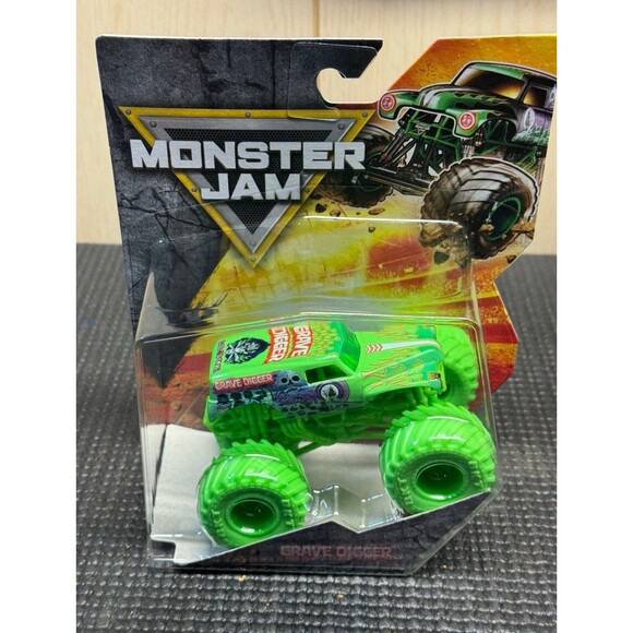 Monster Jam Truck GRAVE DIGGER 1:64 Series 01 RARE 2025 - Picture 1 of 2